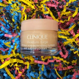Large Clinique Moisture Surge 72-hr Hydrator
